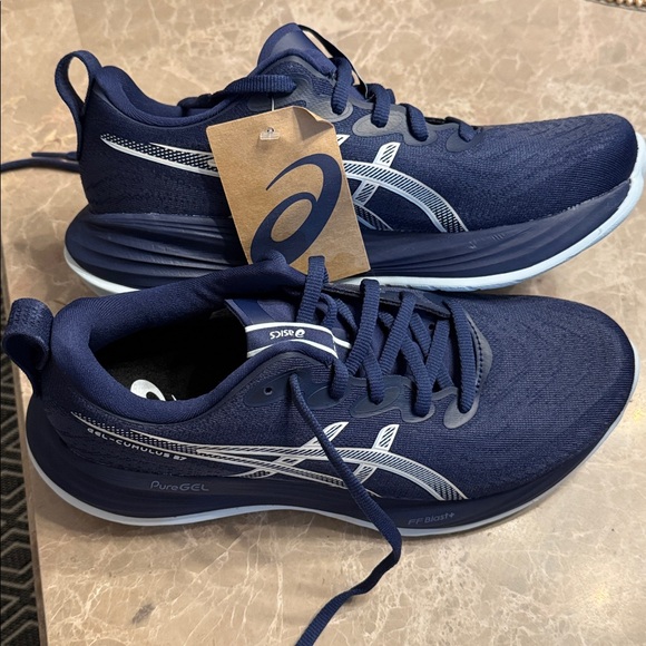 ASICS® GEL-CUMULUS® 27
Running Shoe (Men) Size 9 - Picture 8 of 16